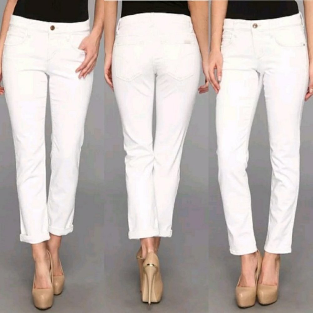 ANTHRO JOE'S White Ankle Straight Leg Jeans fit small!